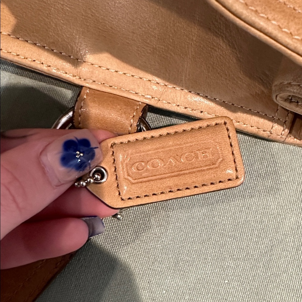 Coach Tan Leather Double Front Pocket Shoulder Tote - Picture 3 of 8
